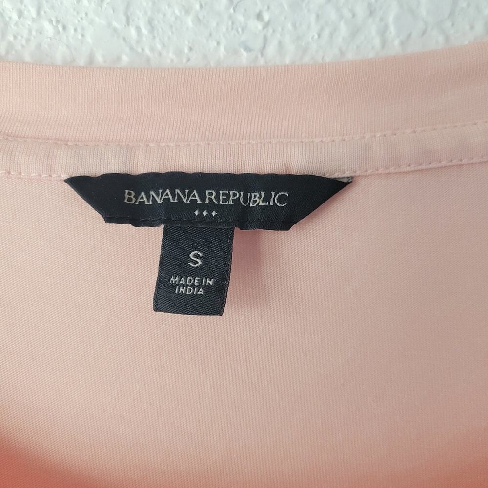 Banana Republic Women's Eyelet Fluted Peach Sleeve Top Size Small - Picture 2 of 4